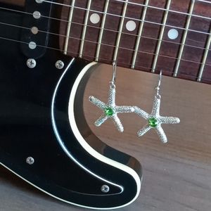 4/$20🎀 Starfish Dangle Earrings
